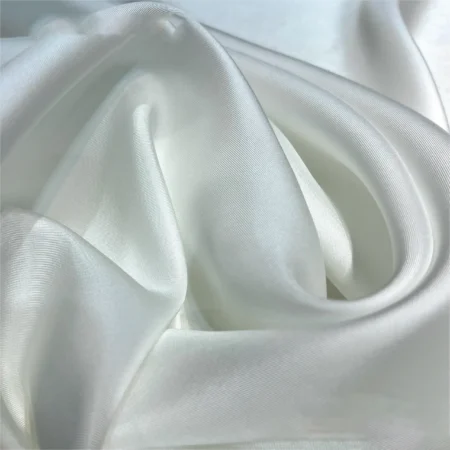 Alternative view of Lụa Hai Pha Chéo – Twill Twist Silk